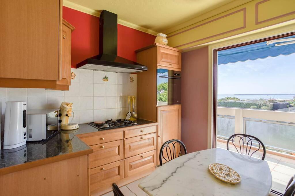 A6- 2 Bdr Incredible Sea View - Ac, Garage & Terrace Lejlighed Antibes Eksteriør billede