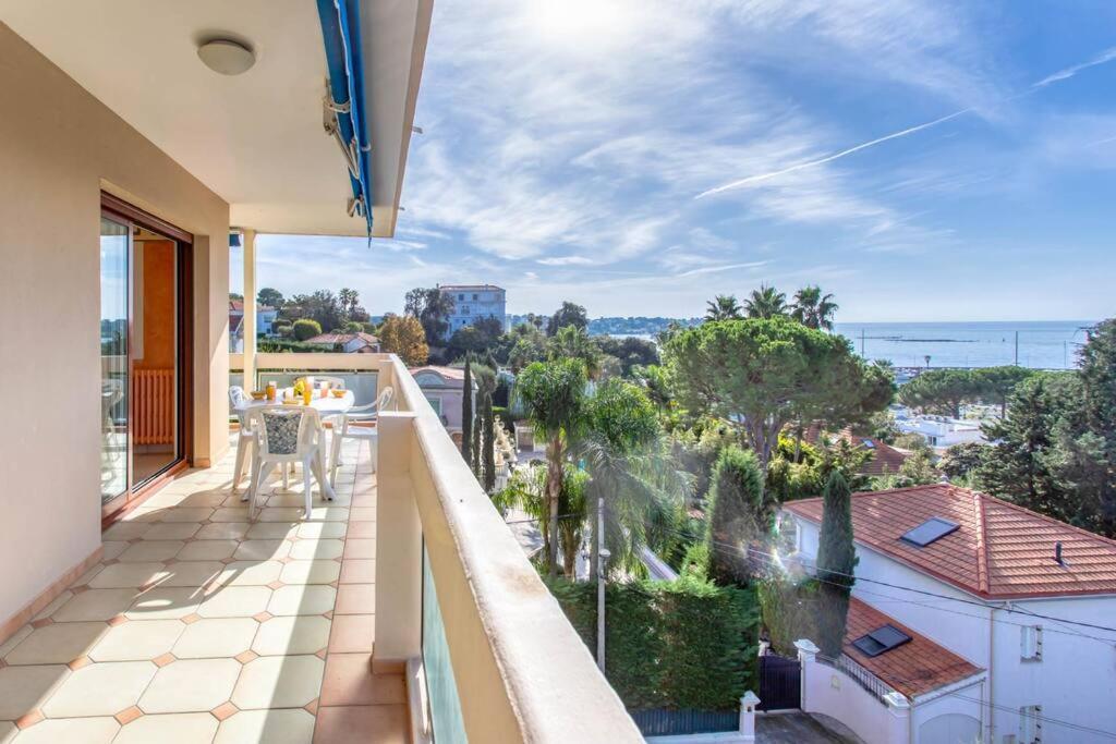 A6- 2 Bdr Incredible Sea View - Ac, Garage & Terrace Lejlighed Antibes Eksteriør billede