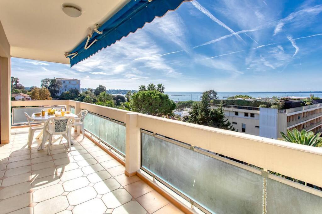A6- 2 Bdr Incredible Sea View - Ac, Garage & Terrace Lejlighed Antibes Eksteriør billede